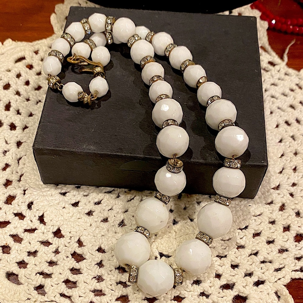 Elegant White Faceted Milk Glass Beaded Necklace with Rhinestone spacer Beads